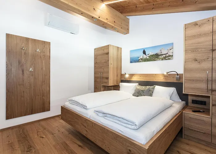 Hausbacher-bichlhof شقة