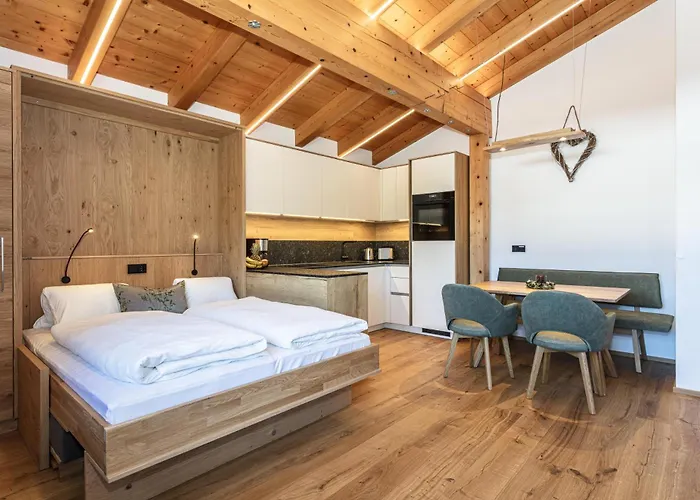 Hausbacher-bichlhof * فيبربرن