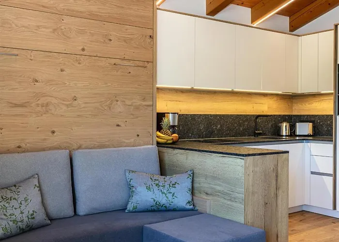 Hausbacher-bichlhof شقة